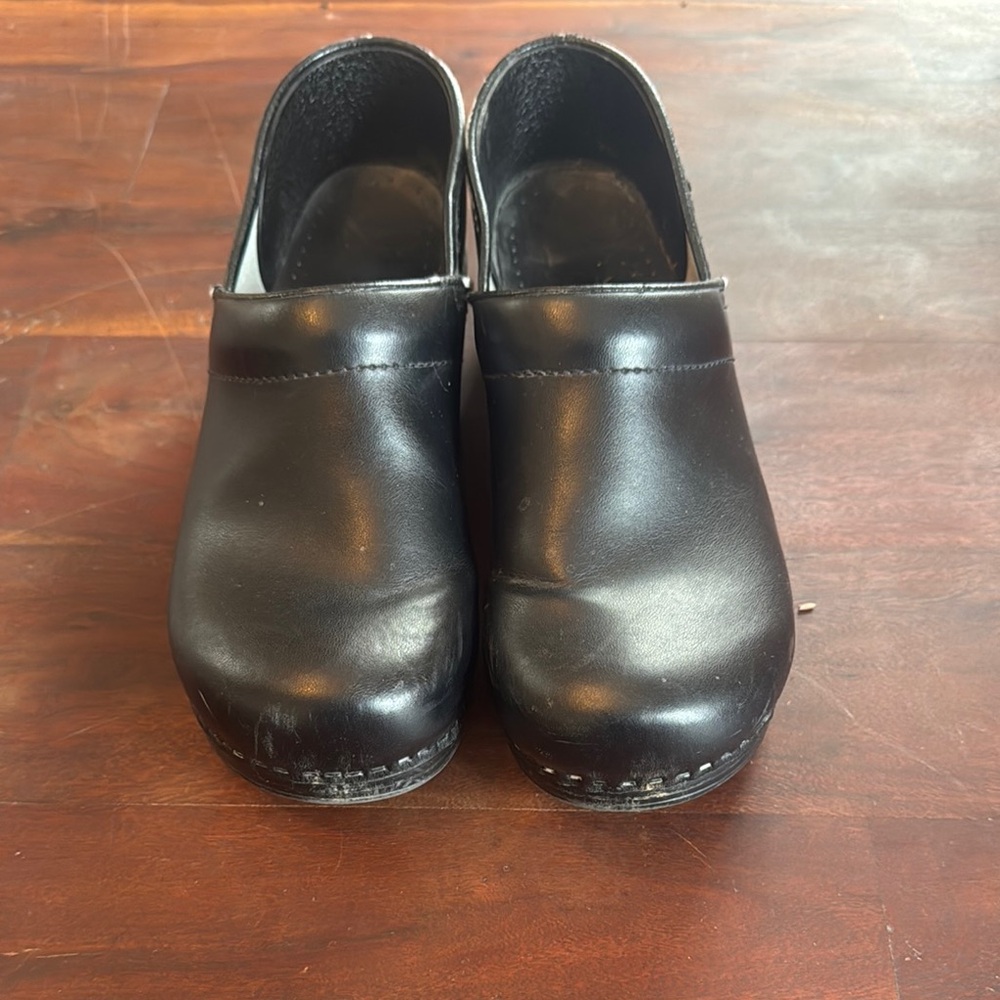 Classic Black Leather Clogs